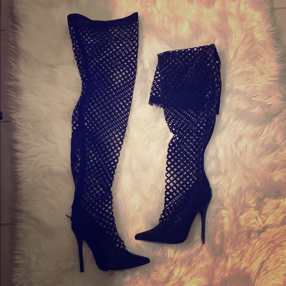 Black Boots